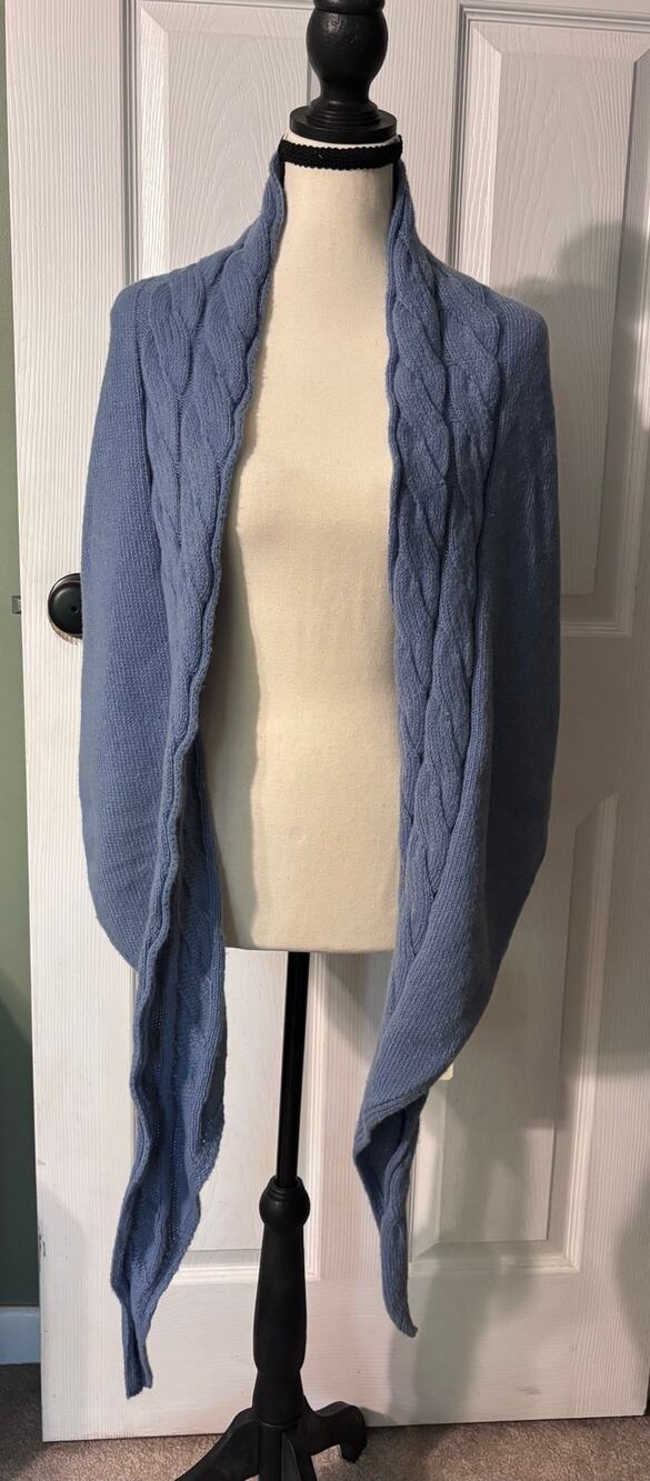 Free People Shawl NEW WITH TAGS Heritage Blue Cable Knit Scarf Wrap
